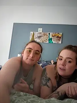 AndHerXO's Webcam Show