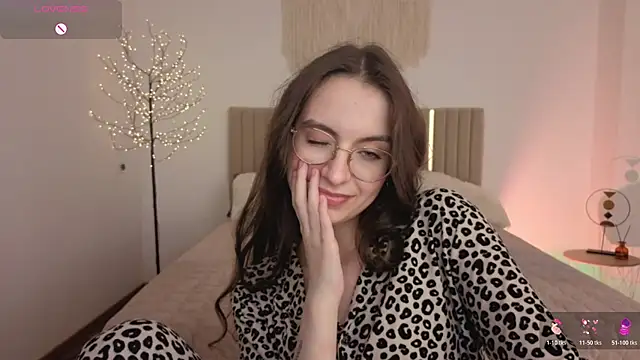 Real_cutie1's Webcam Show
