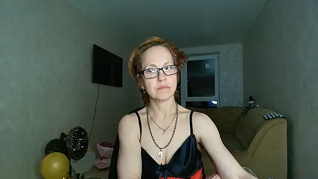 LioraWeiss Chat XXX in diretta