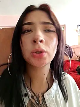 piti_sauro élő XXX-chatje