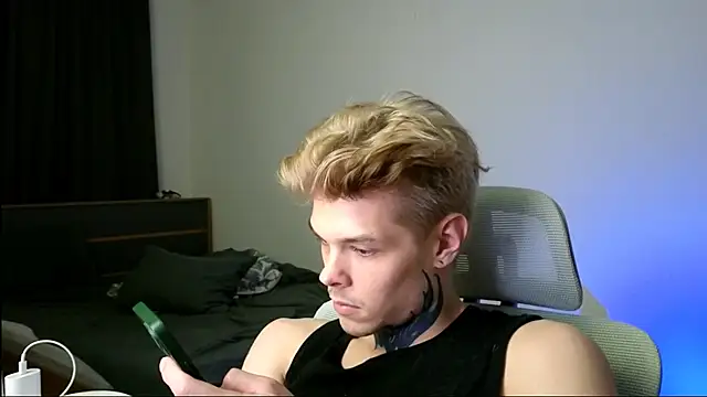 DENIS_HERE Live XXX-Chat