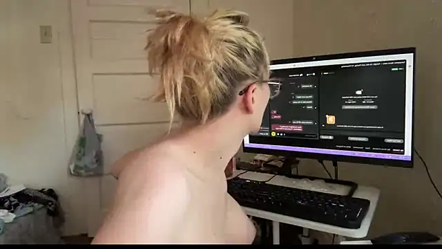 عرض كام MelanieAutumn