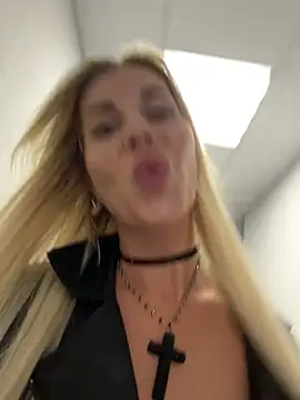 LisaMurr – Naživo XXX chat