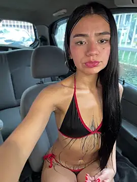 Dakota-fire live XXX chat