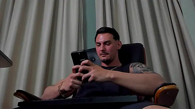 Chatroom XXX en direct de ClintMasters