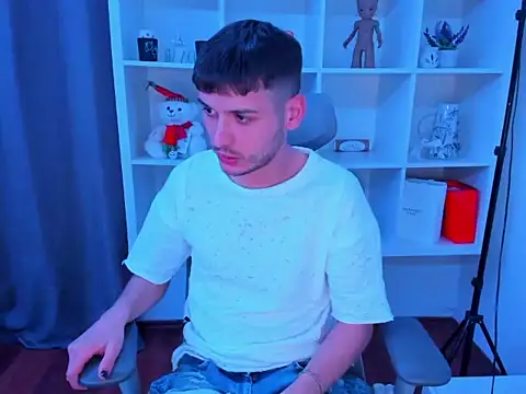 andboyfor6 Webcam Show