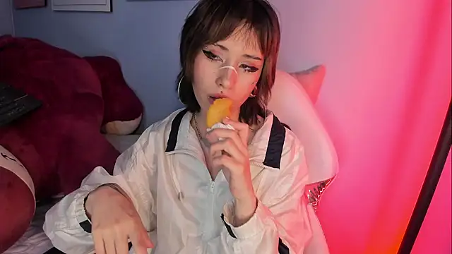 Hannahpage Chat XXX in diretta