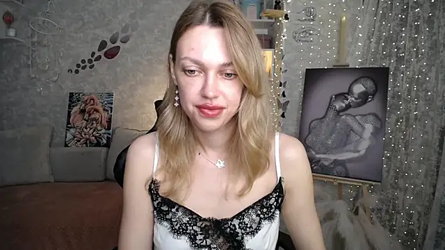 NickyAdamidi – Naživo XXX chat