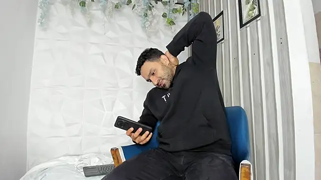 LeonidasKaiser Live XXX-Chat