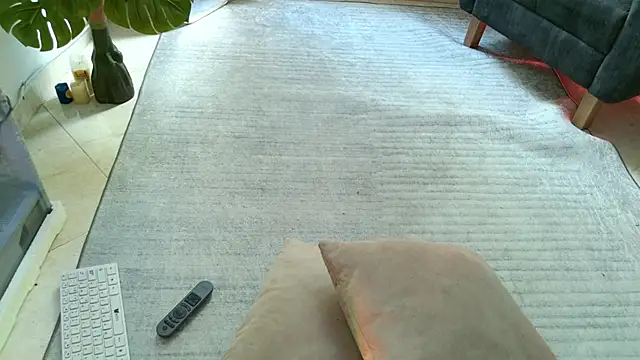 aramjones' Live XXX Chat