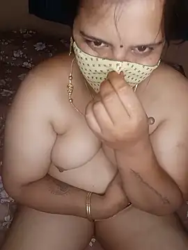 pirainilla – webcam-show