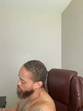 Fathero1time's Live XXX Chat