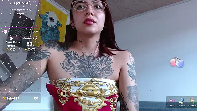 ZoeBakers_'s Live XXX Chat