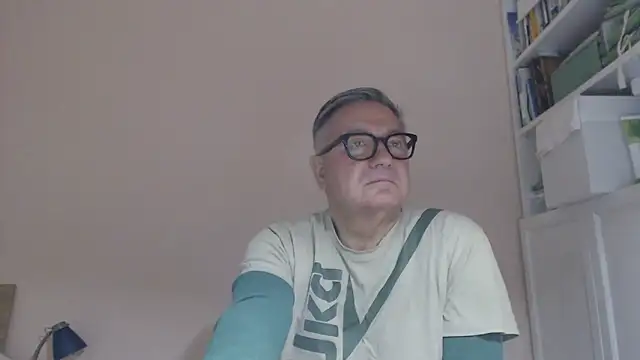 YOU6me Chat XXX live