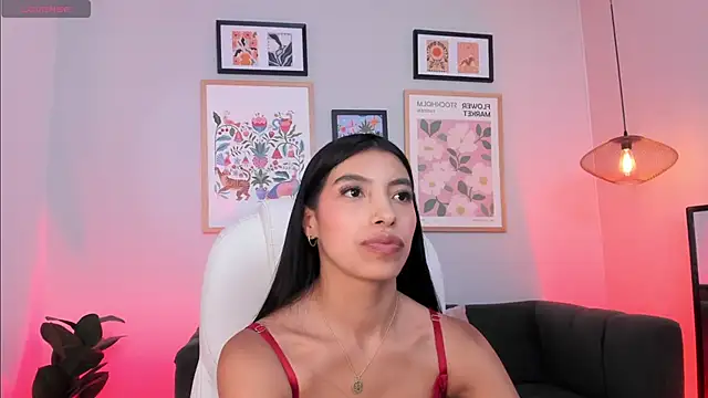 Tiffany_Low Chat XXX in diretta