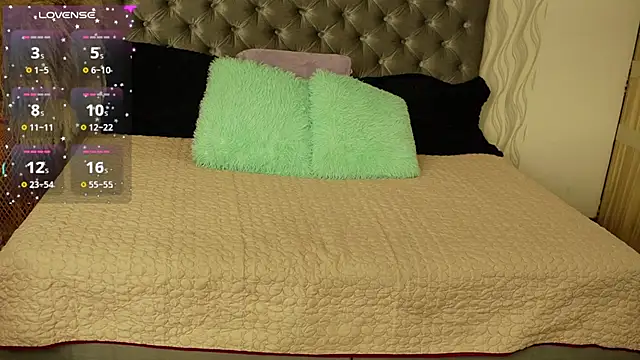 katt_eyes_ élő XXX-chatje