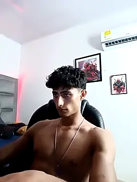 MaxiimoRomano_ Adlı Modelin Web Kamerası Şovu