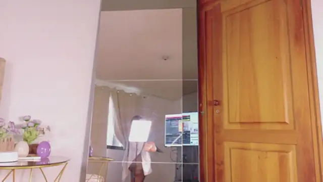 victoria_withmoreのライブXXXチャット