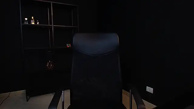 FelixStarkk Adlı Modelin Canlı XXX Sohbeti