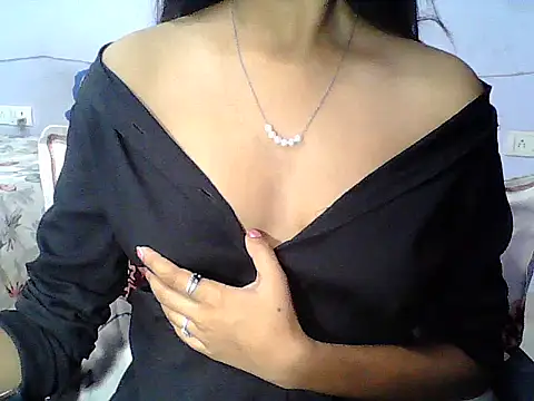 Bold_girl23 Obrolan Langsung XXX