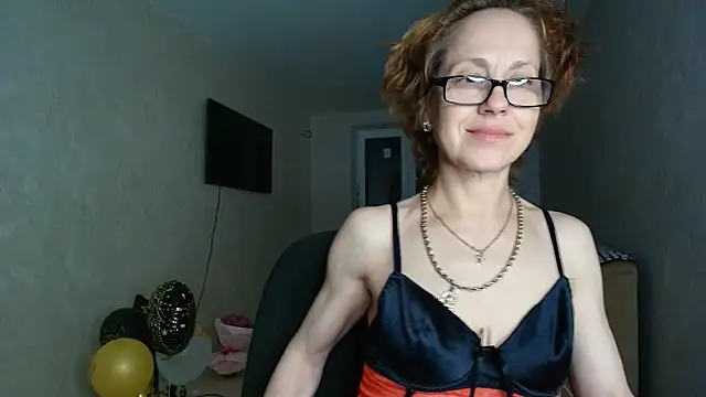 LioraWeiss Chat XXX in diretta