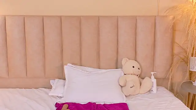 JosselynBrown Adlı Modelin Canlı XXX Sohbeti