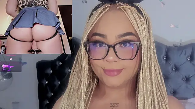 Czat XXX na żywo – conny__curly