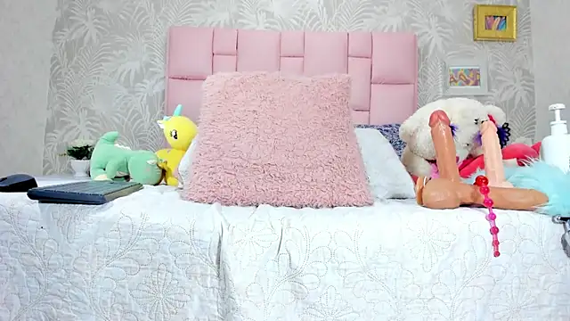Mara_Summerr Show Webcam
