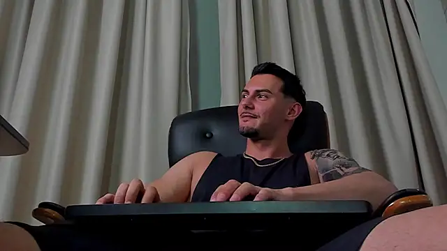 Chat XXX en directo de ClintMasters