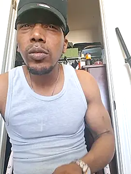 bigboytoy912 webcam show
