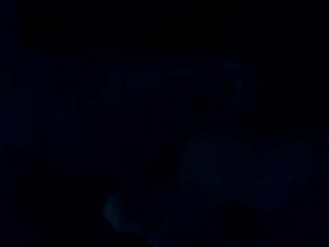 DesertedMonoxide 在線直播表演