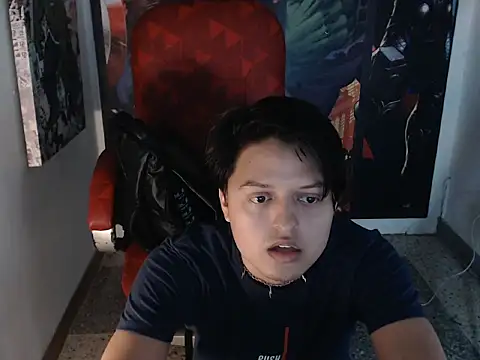 XXX chat uživo modela Kevin_Charless