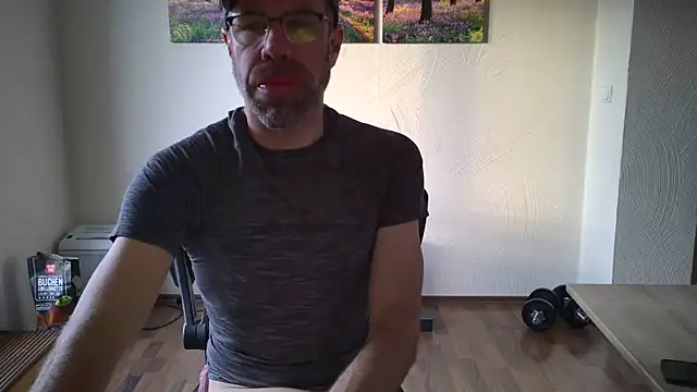 Show Webcam de DaddyHarry_MatureStallion