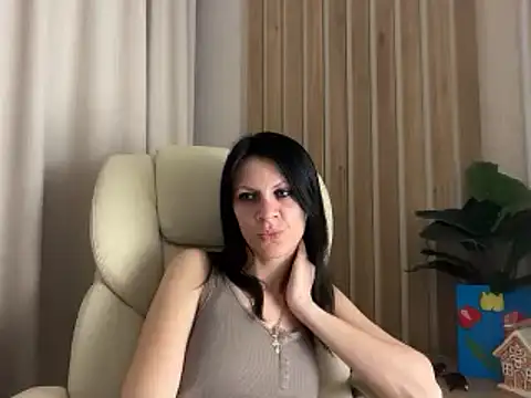 InjaAtHome's Live XXX Chat