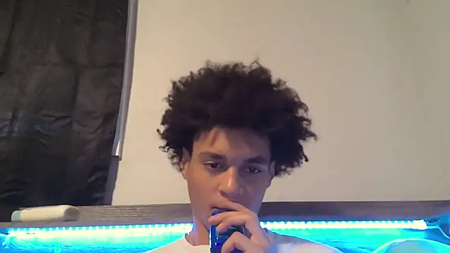 lightskinwithgirth: διαδικτυακό σόου στην κάμερα