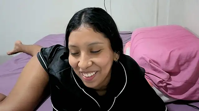 Chat +18 de melody2429 ao vivo