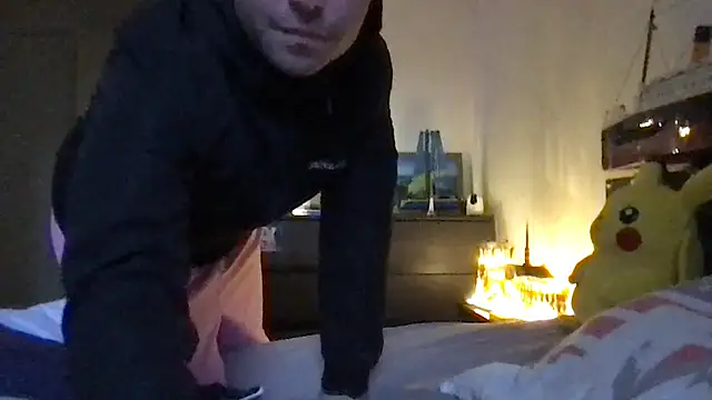 jujulapoisse Live XXX-Chat