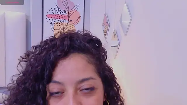 CamilaLevy's Live XXX Chat