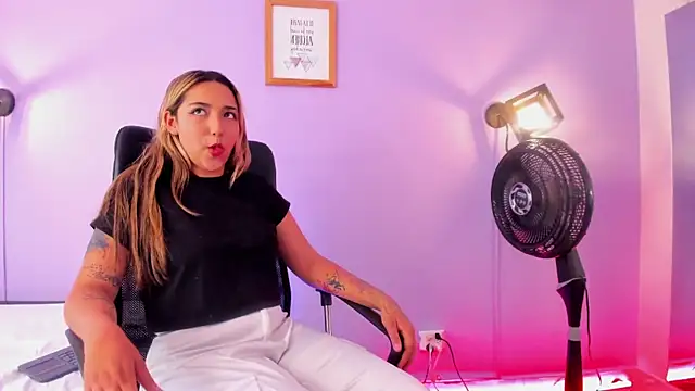 Chat +18 de milliesummer ao vivo