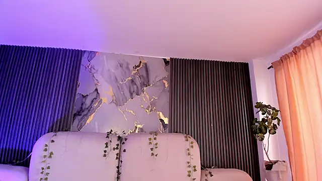 CarolineFyre's Live XXX Chat