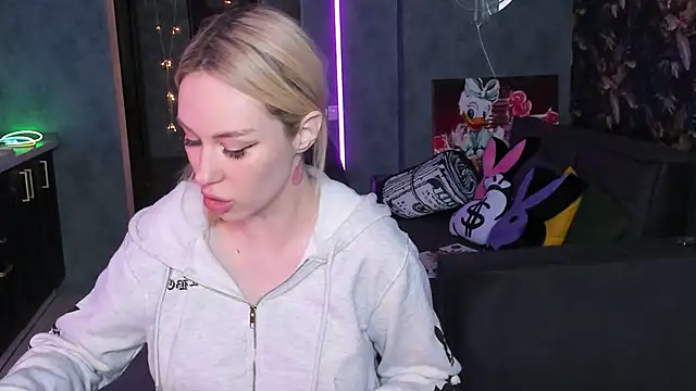 Blckmirrorr Live XXX-chat