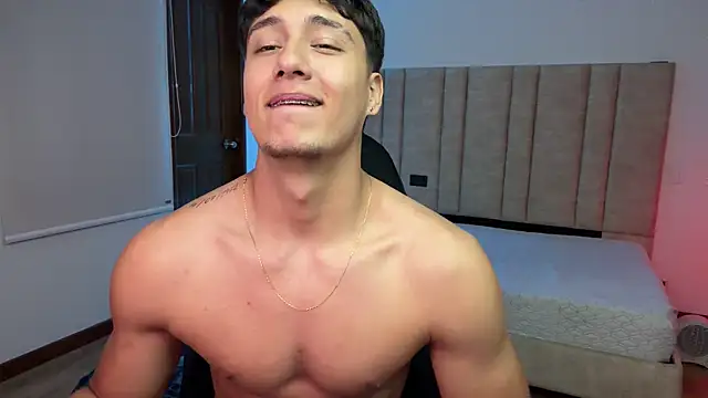 CHRIS_MORGAN1のライブXXXチャット