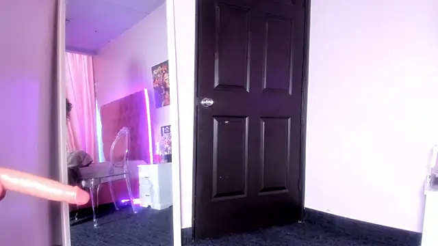 Tulipxo Adlı Modelin Canlı XXX Sohbeti