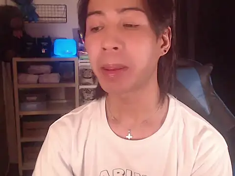 Erin_23's Webcam Show