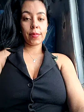 Luianna's Live XXX Chat