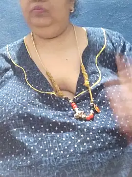 tamilthanushri 라이브 XXX 채팅