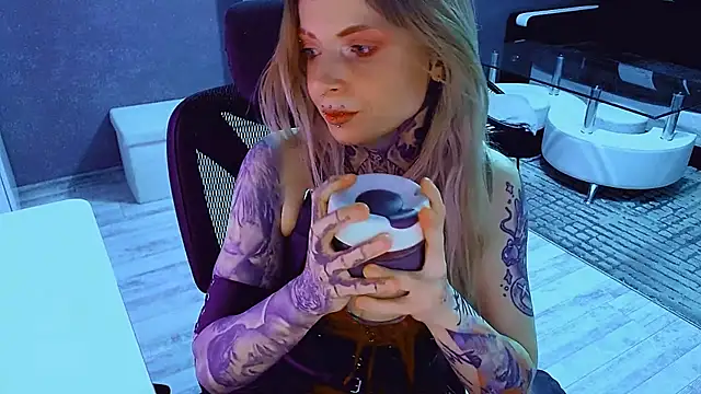 InesGold Live XXX Chat