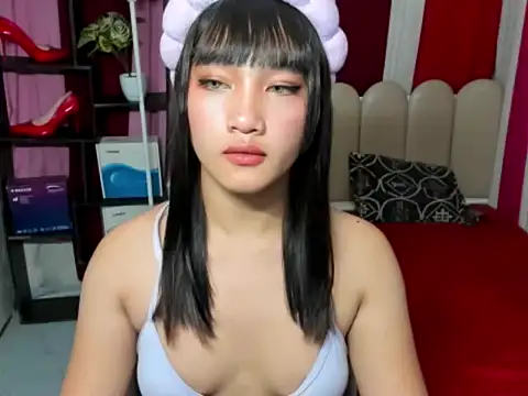 BigCockCristine 在線直播表演