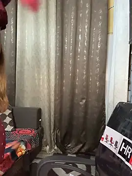 Geet-Punjaban Adlı Modelin Canlı XXX Sohbeti