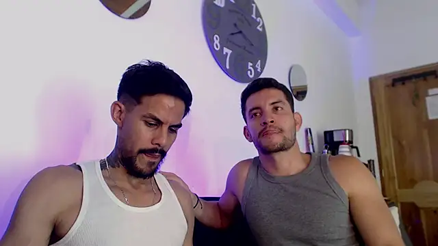 Leo_Vesper Adlı Modelin Canlı XXX Sohbeti